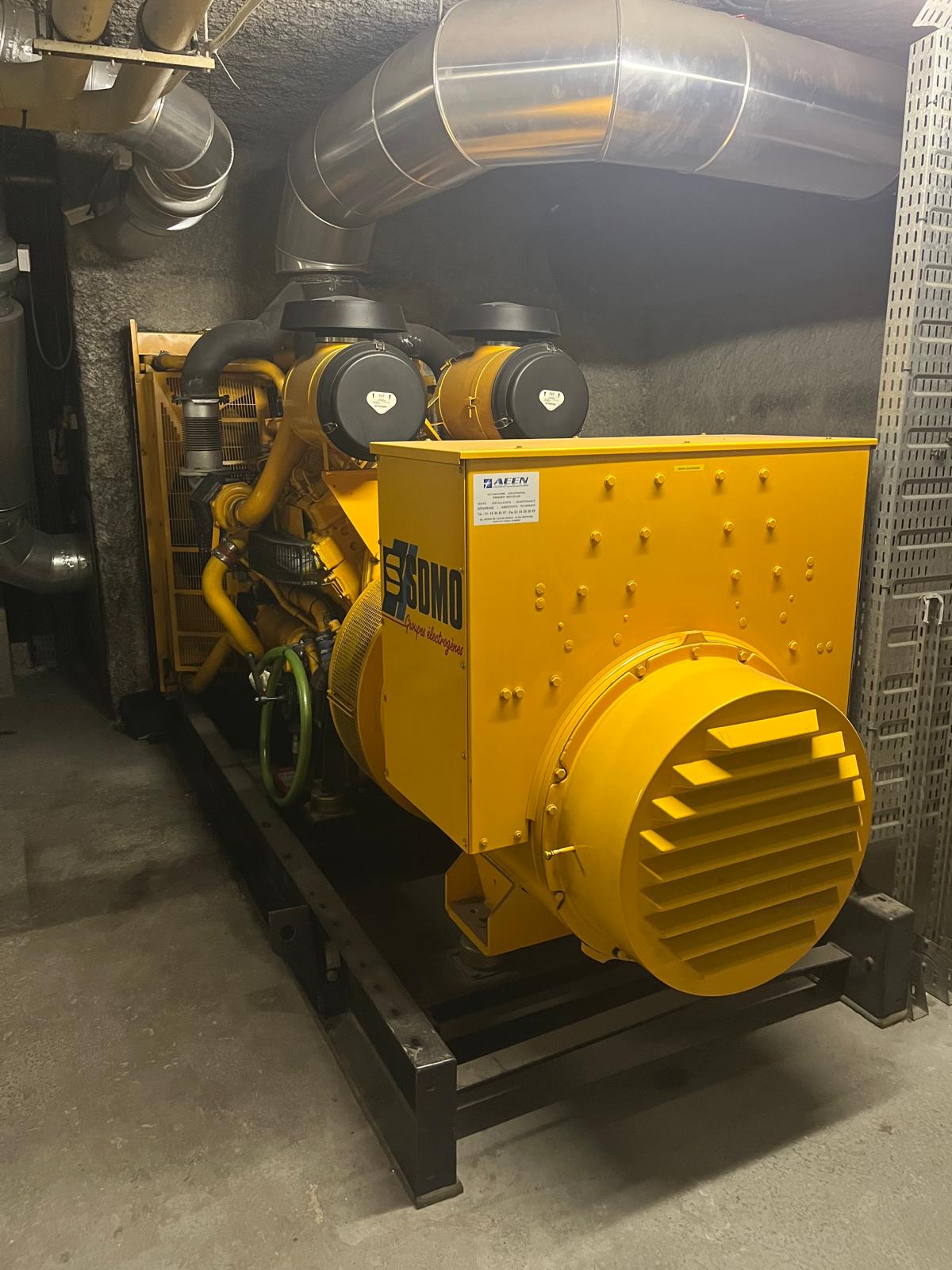 Groupe électrogène SDMO 150 kVA — Container insonorisé