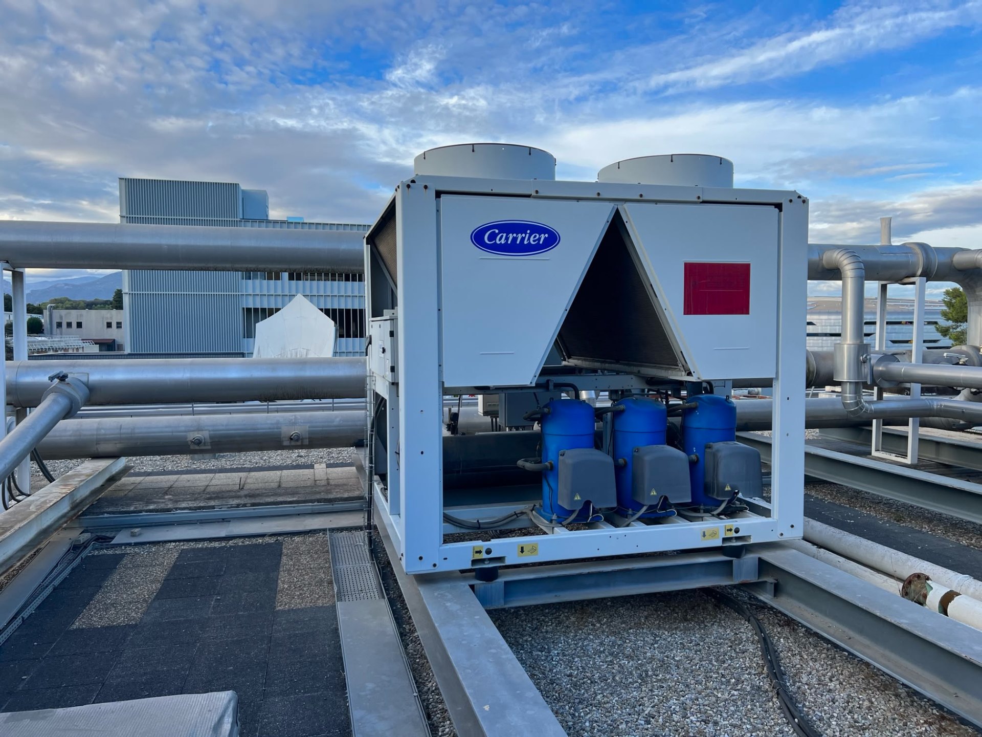 Refroidisseur Carrier — Condensation à air, compresseurs scroll